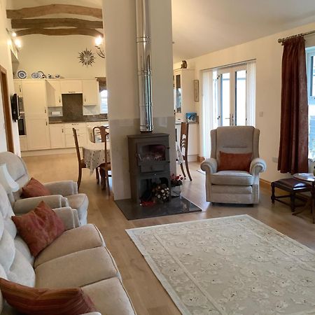 Orchard Cottage, Clematis Cottages, Stamford. Accessible Luxury Home. Exterior foto